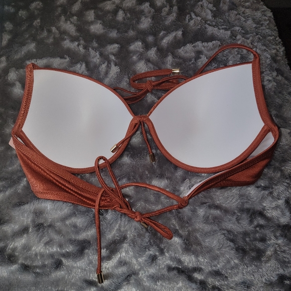 Victoria's Secret Pushup Bikini Top - Picture 4 of 4